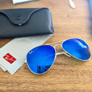 Ray-Ban Large Aviator Sunglasses in Matte Gold and Crystal Blue